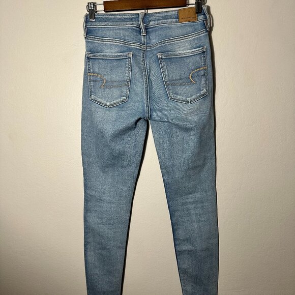 American Eagle High-Rise Jegging - Light Wash - Picture 3 of 6